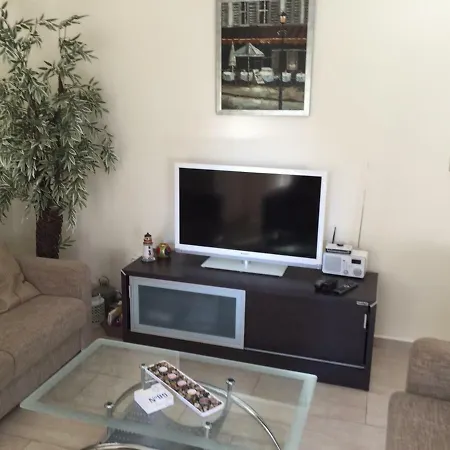 Alejna Apartament *