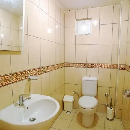 Alejna Apartmán *